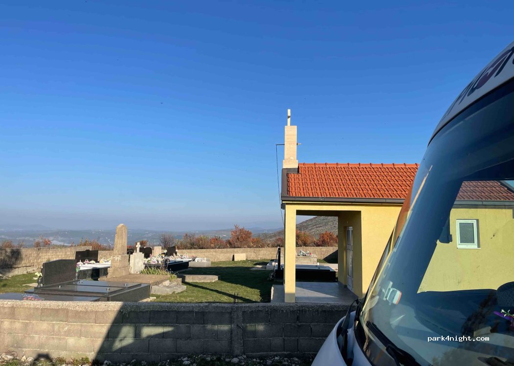 () Poplat - M6 — foto