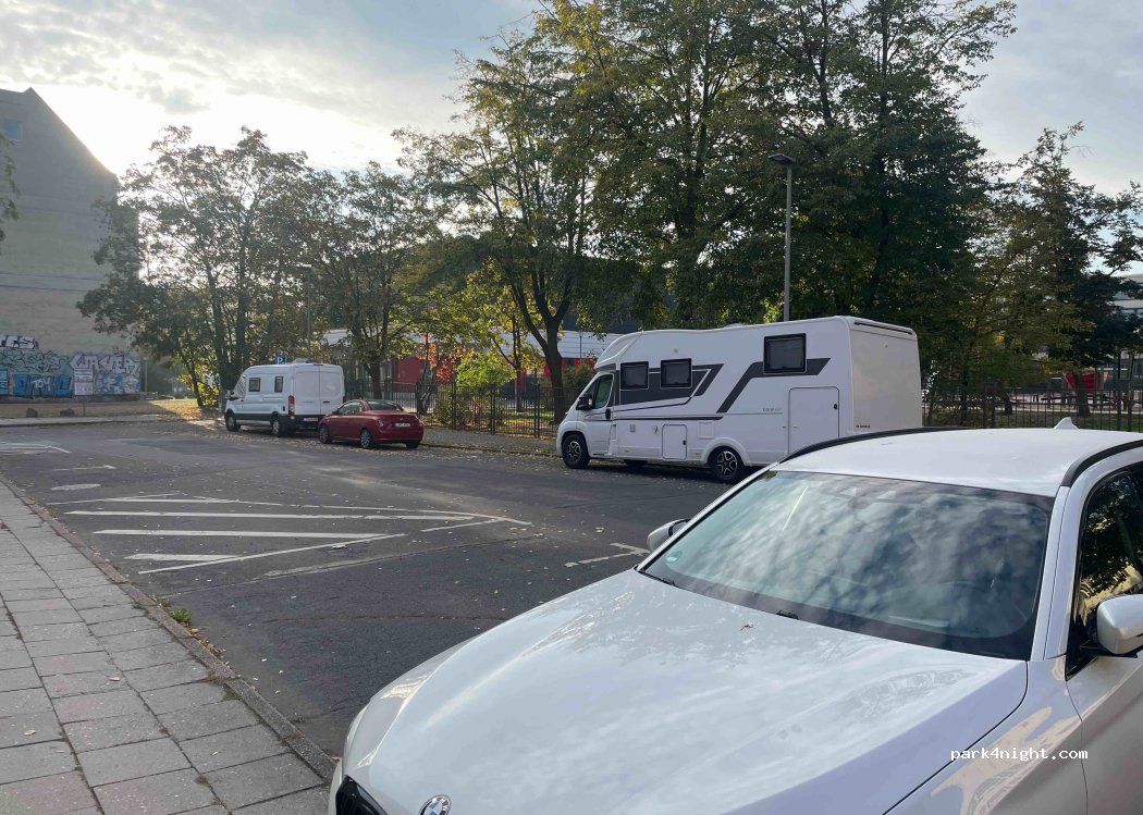 (04103) Leipzig - 13 Leplaystraße — foto 3