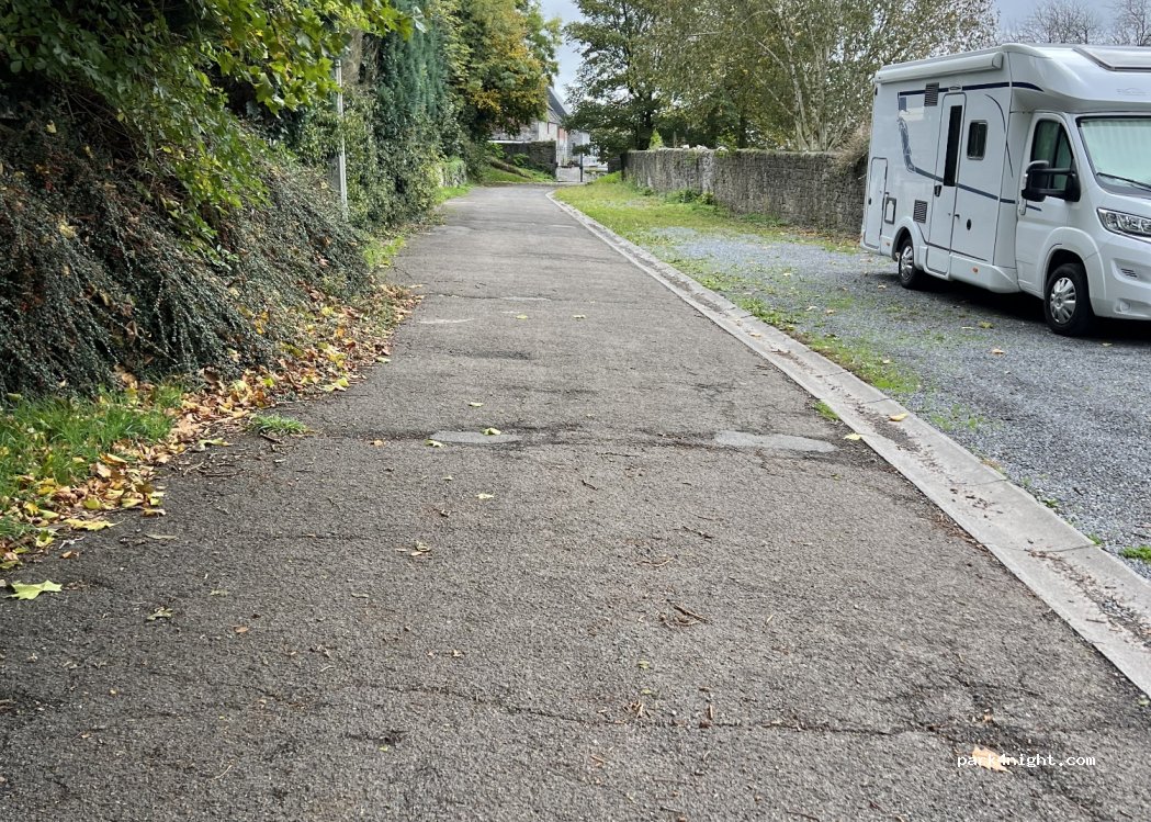 (6500) Beaumont - 29 Avenue des Tours — foto 3