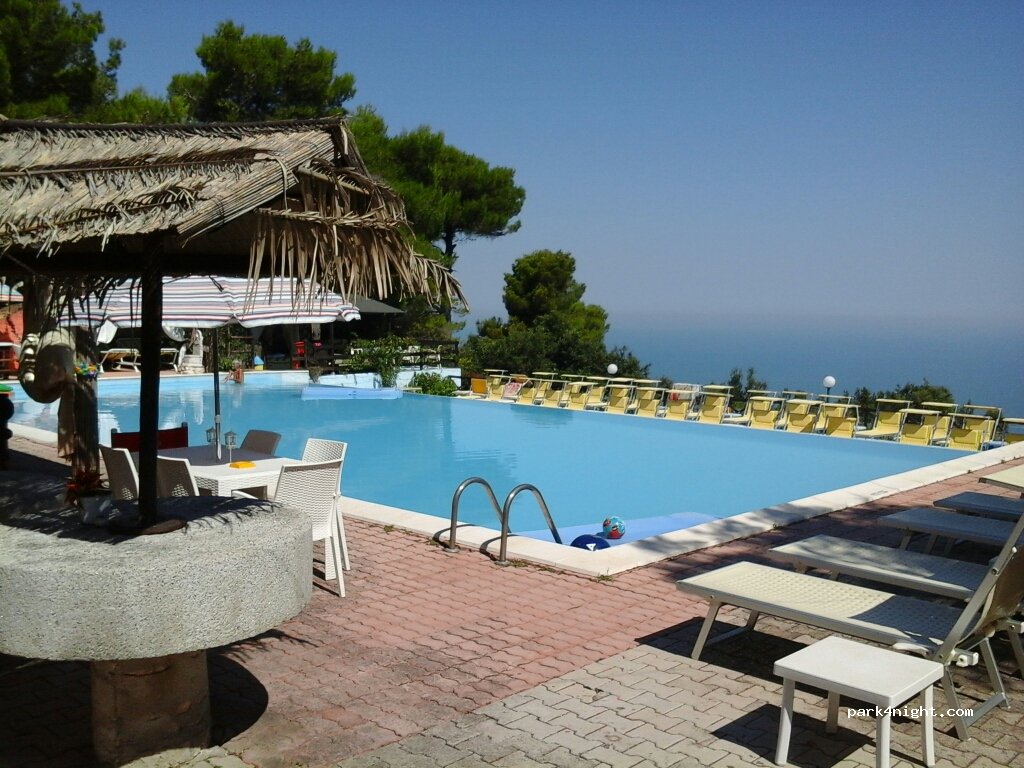 Naturist Club Parco del Gargano — foto