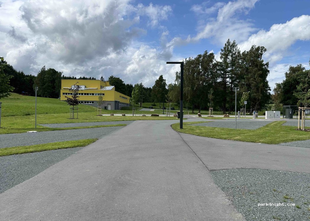 Wohnmobilstellplatz am Badeweiher Wüstenselbitz — foto 5