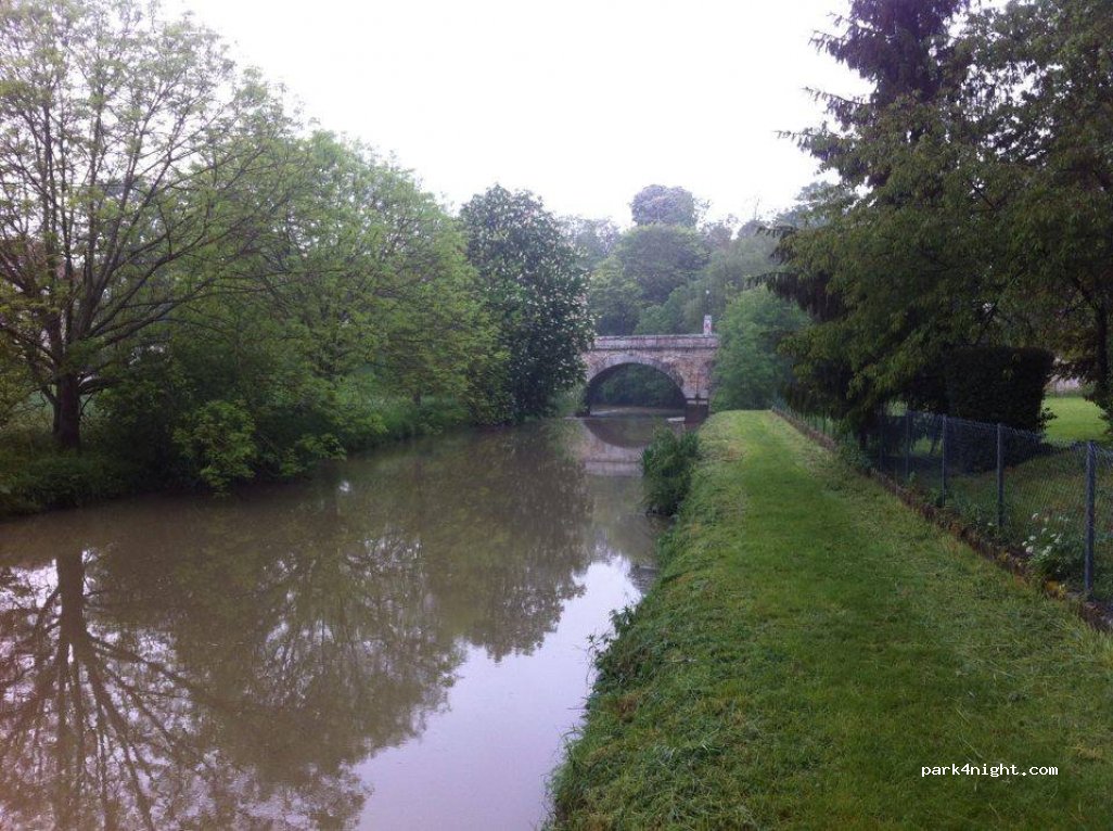 (77390) Chaumes-en-Brie - Chemin du Pré Martin — foto 2