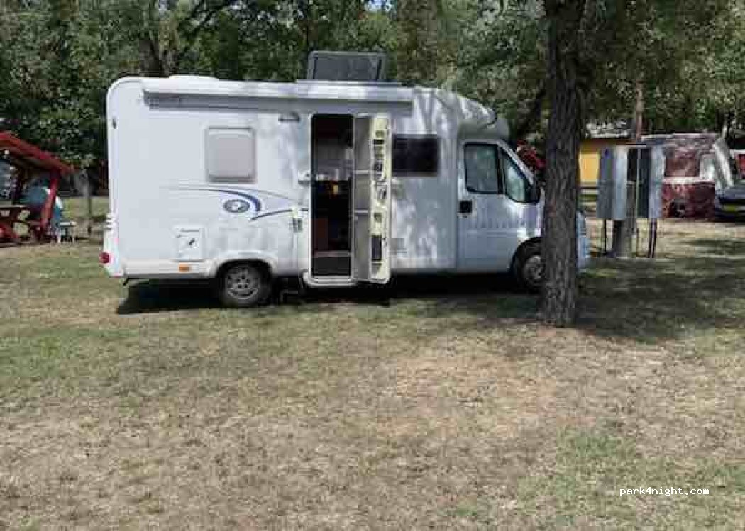 Árnyas Thermal Camping — foto 5