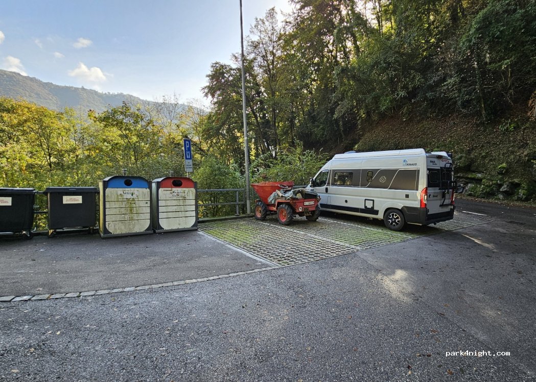 (6875) Castel San Pietro - Via Monte — foto