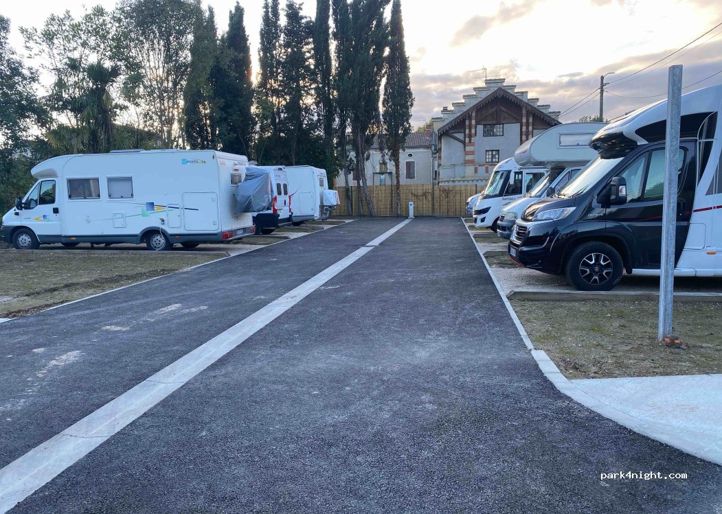 (47000) Agen - 12 Rue des Îles — foto 2