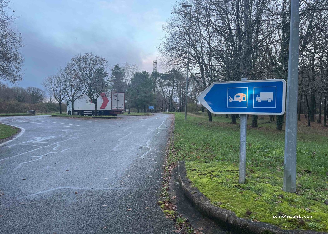(17240) Saint-Ciers-du-Taillon - A10 — foto