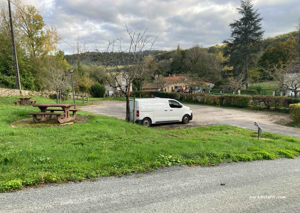(24420) Saint-Vincent-sur-l'Isle - D705 — foto 3
