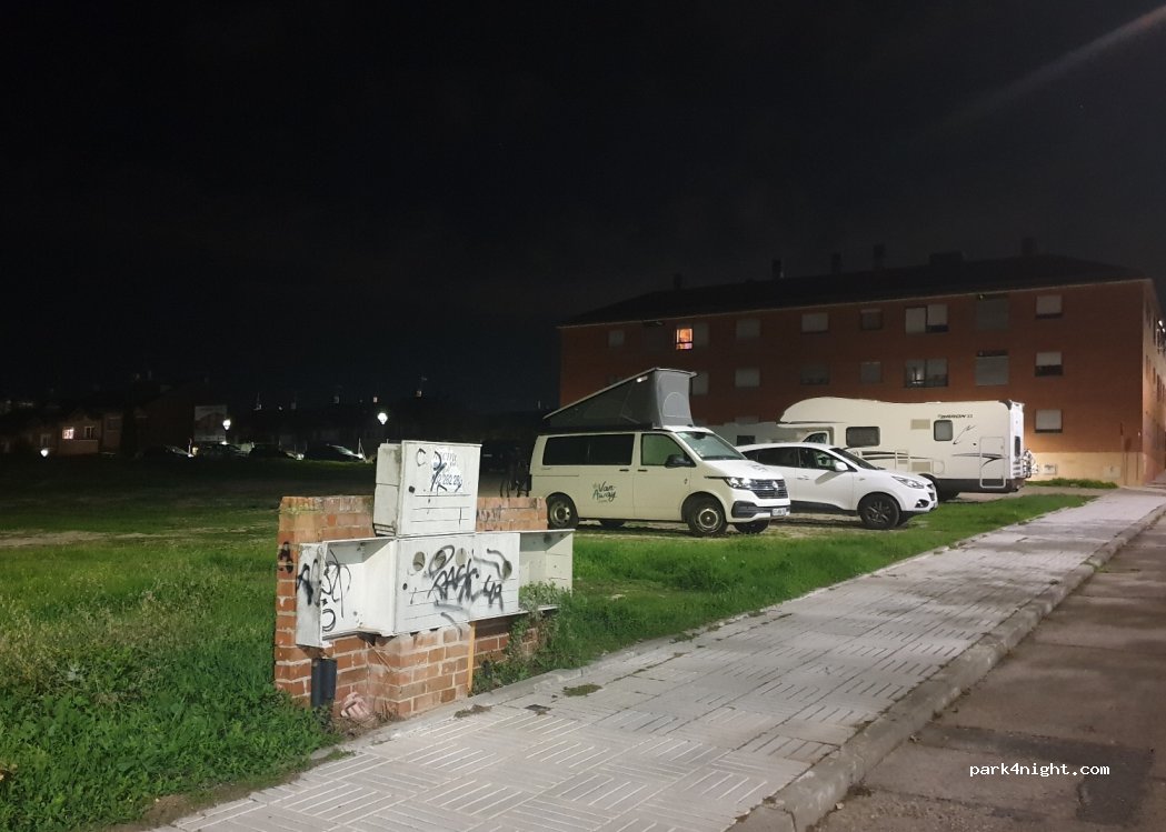 (28750) San Agustín del Guadalix - 1B Calle Félix Cimas Prados — foto