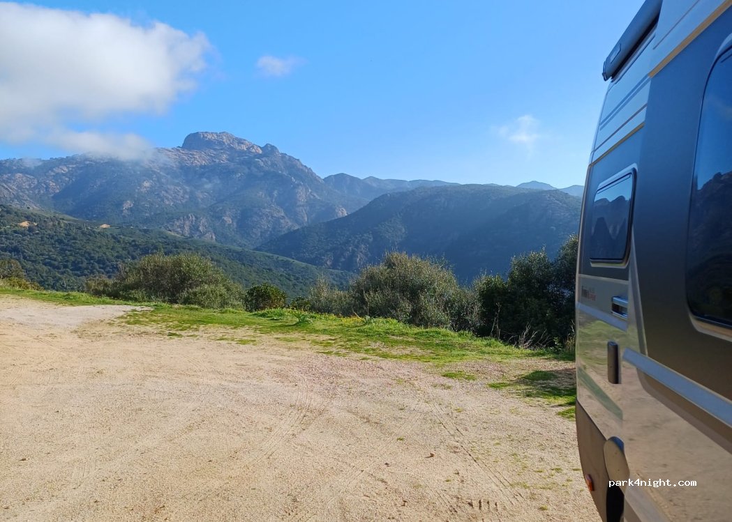 (20115) Piana - Unnamed Road — foto