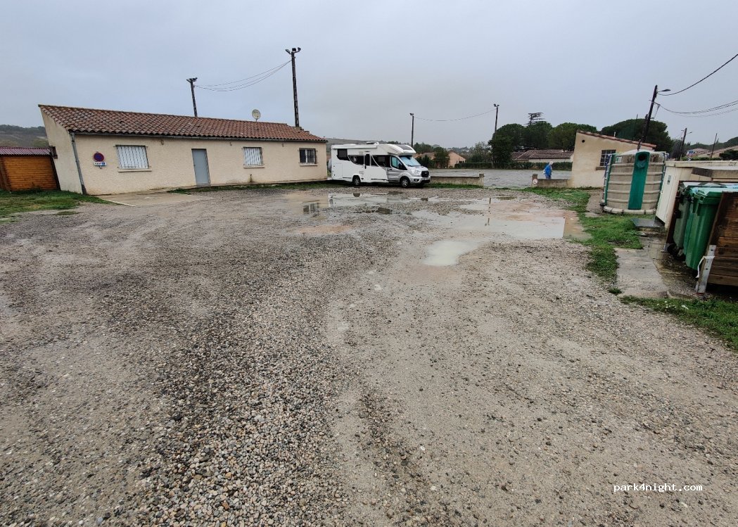 (11300) La Digne-d'Aval - 1 Avenue de la Plaine — foto