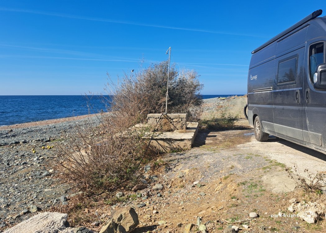 (680 02) Samothraki - Unnamed Road — foto