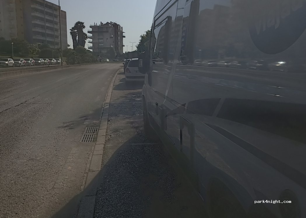 (8500-801) Portimão - 1 Avenida das Comunidades Lusíadas — foto 2