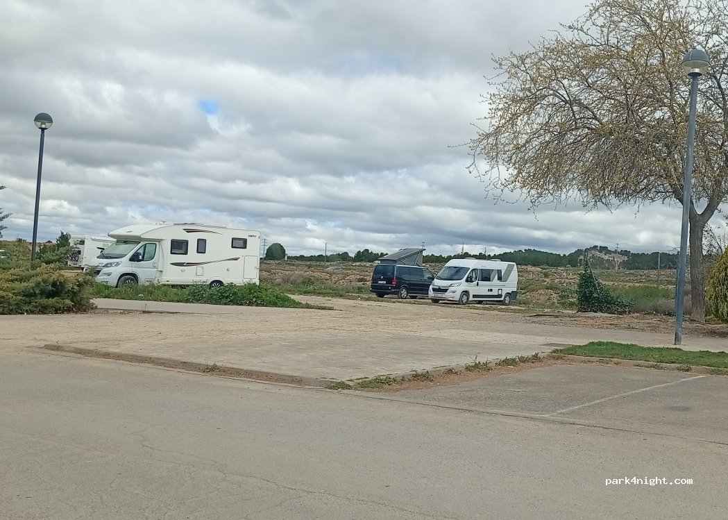 (44002) Teruel - 138 Avenida de Sagunto — foto 4