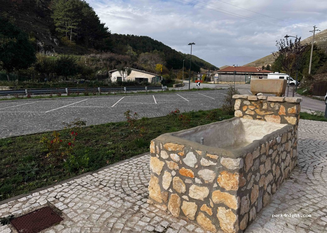(67023) Castel del Monte - 222 Rione Campo della Fiera — foto