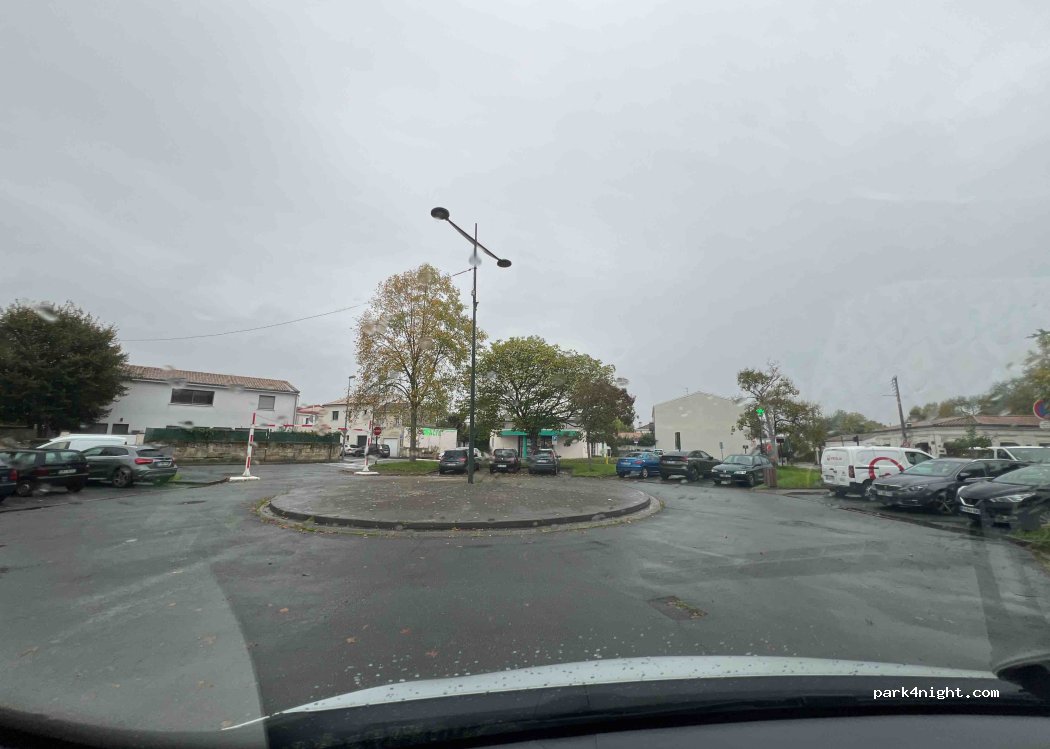 (33130) Bègles - 8 Avenue Alexis Capelle — foto