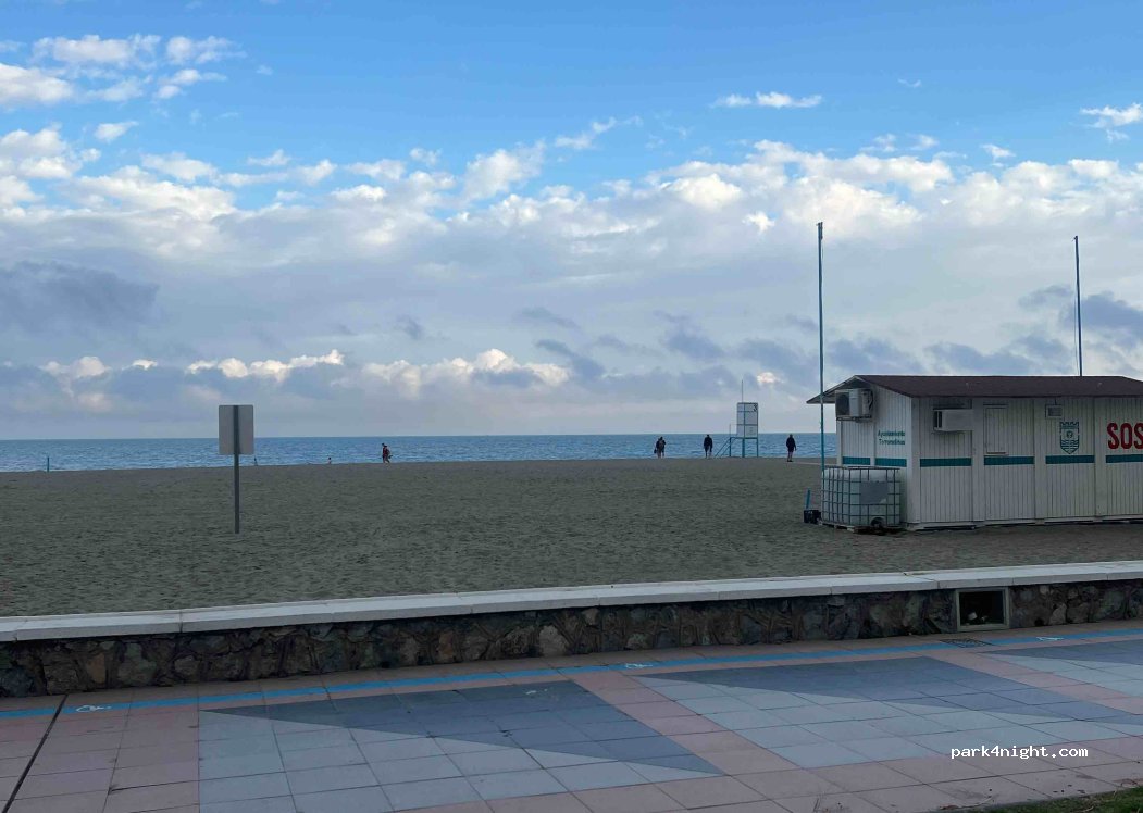 (29620) Torremolinos - 65 Paseo de Maritimo Torremolinos — foto 2