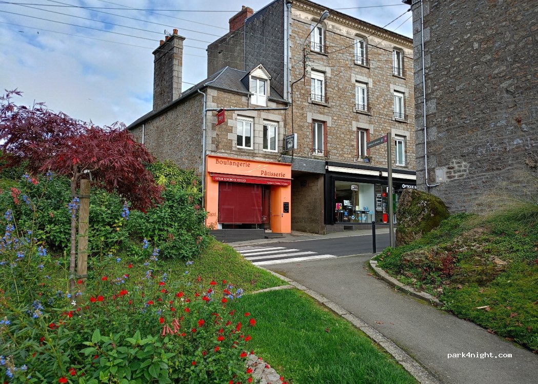 (35420) Louvigné-du-Désert - 1 Place de Bretagne — foto 3