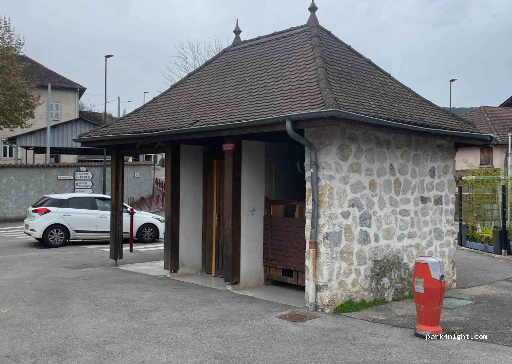 (38620) Saint-Geoire-en-Valdaine - 700 Plampalais — foto 3