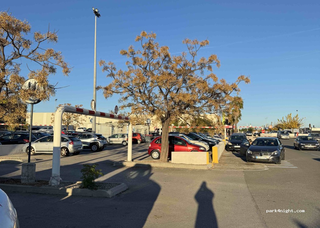 (34430) Saint-Jean-de-Védas - Rte de Sète — foto