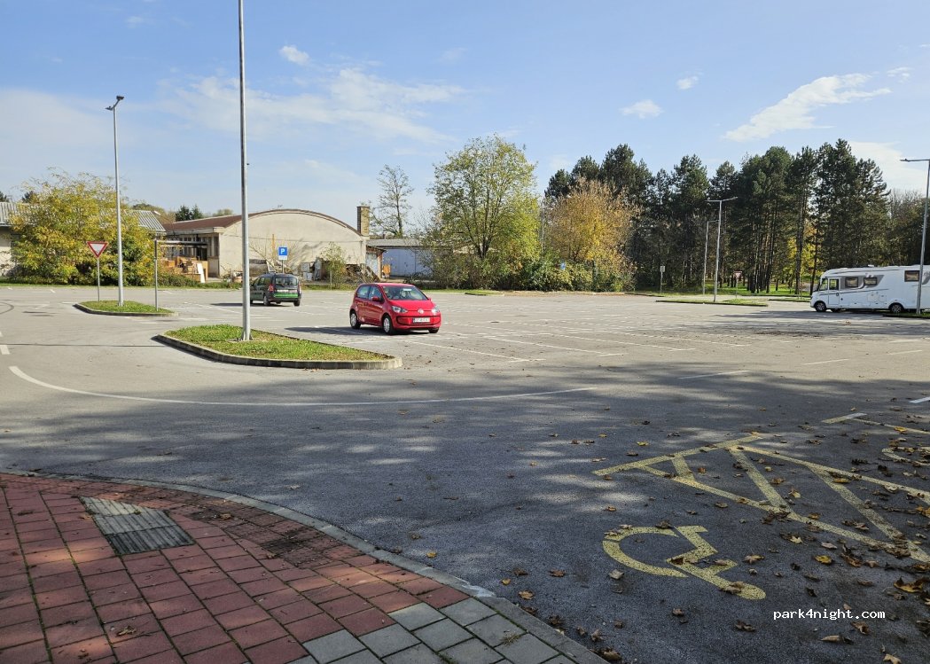 (47000) Karlovac - 11 Gažanski trg — foto