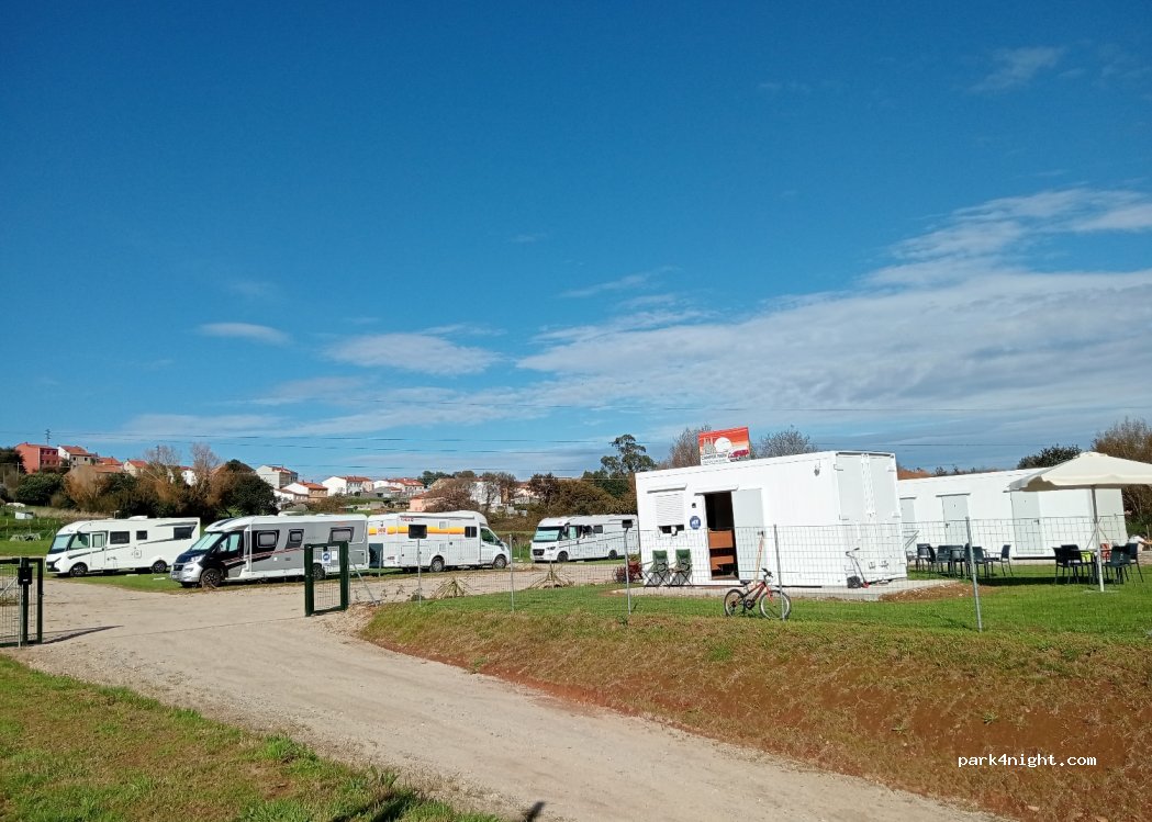 Camper Park Amencer Santiago — foto
