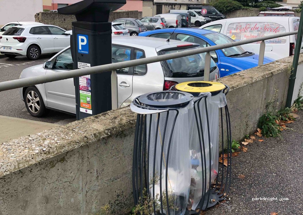 (26000) Valence - 1 Place Mirabel Chambaud — foto 2