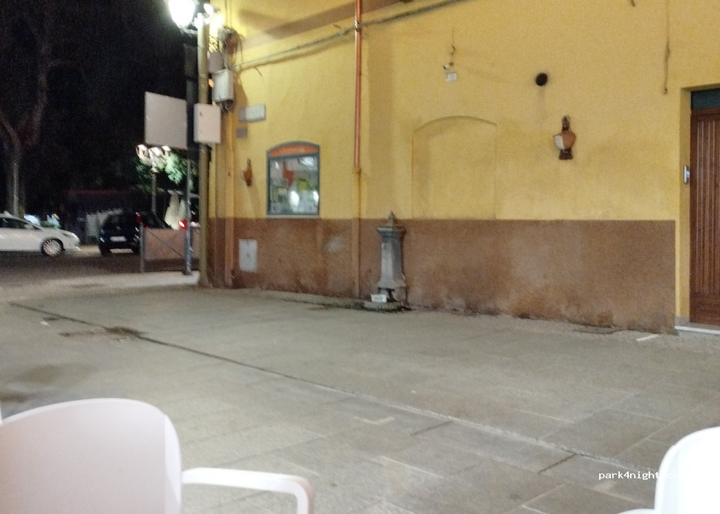 (09016) Iglesias - 7 Piazza Quintino Sella — foto