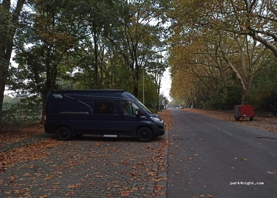(47198) Duisburg - 154 Schillerstraße — foto