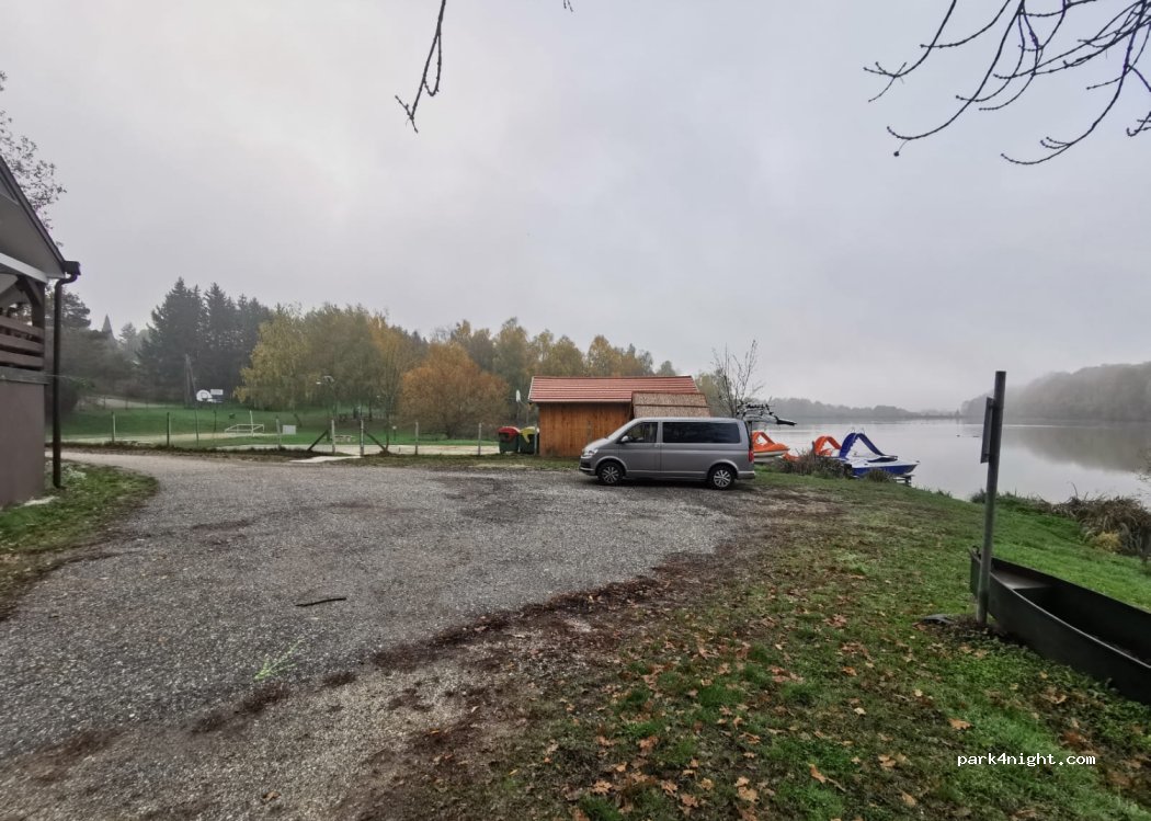 (8999) Zalalövő - 40 Borostyán utca — foto