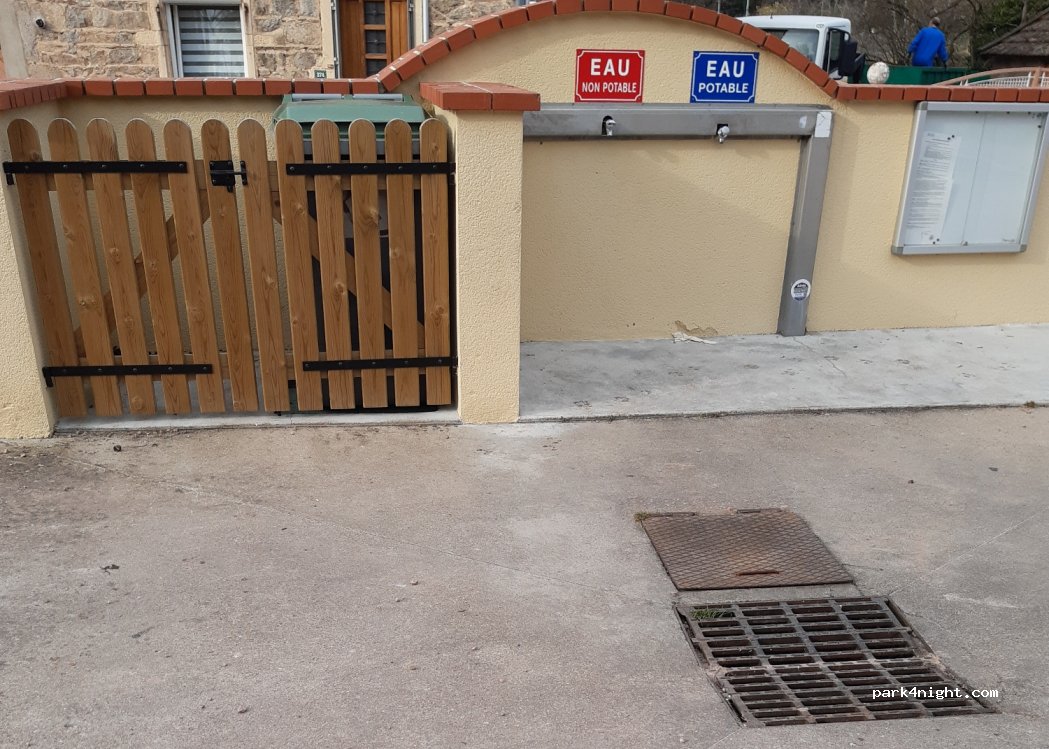 (42370) Renaison - 382 rue des Rivières — foto 2