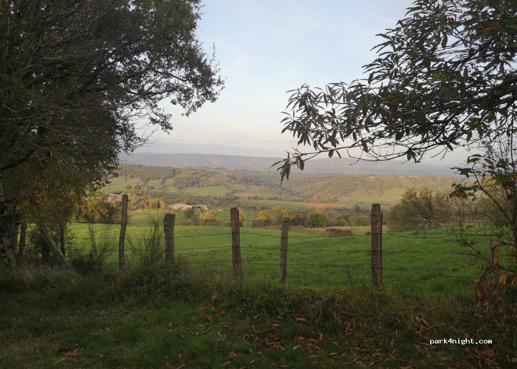 (12330) Saint-Christophe-Vallon - — foto 2