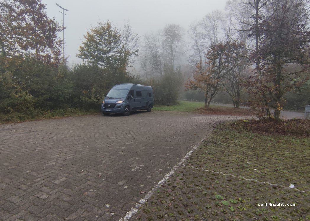 (8307) Illnau-Effretikon - 99 Kirchweg — foto