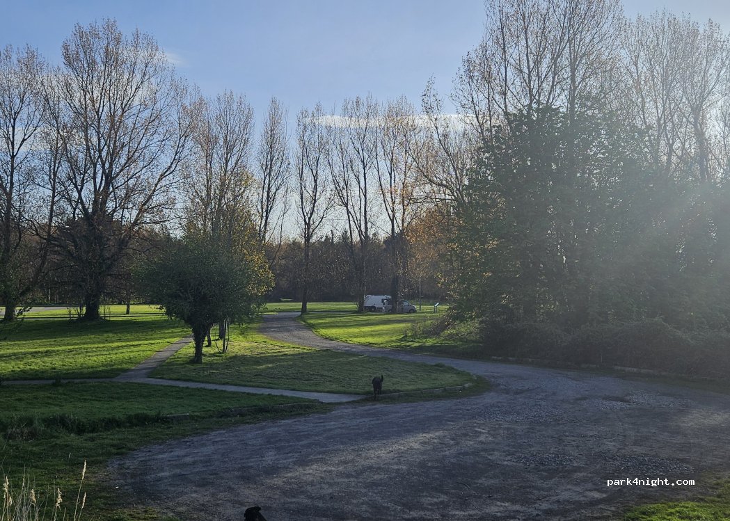 (V14 NH77) Shannon - Corrib Drive — foto 4