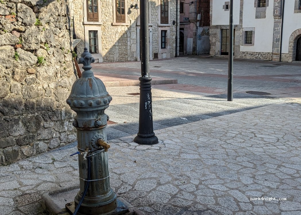 (33500) Llanes - 15 Calle Posada Argüelles — foto