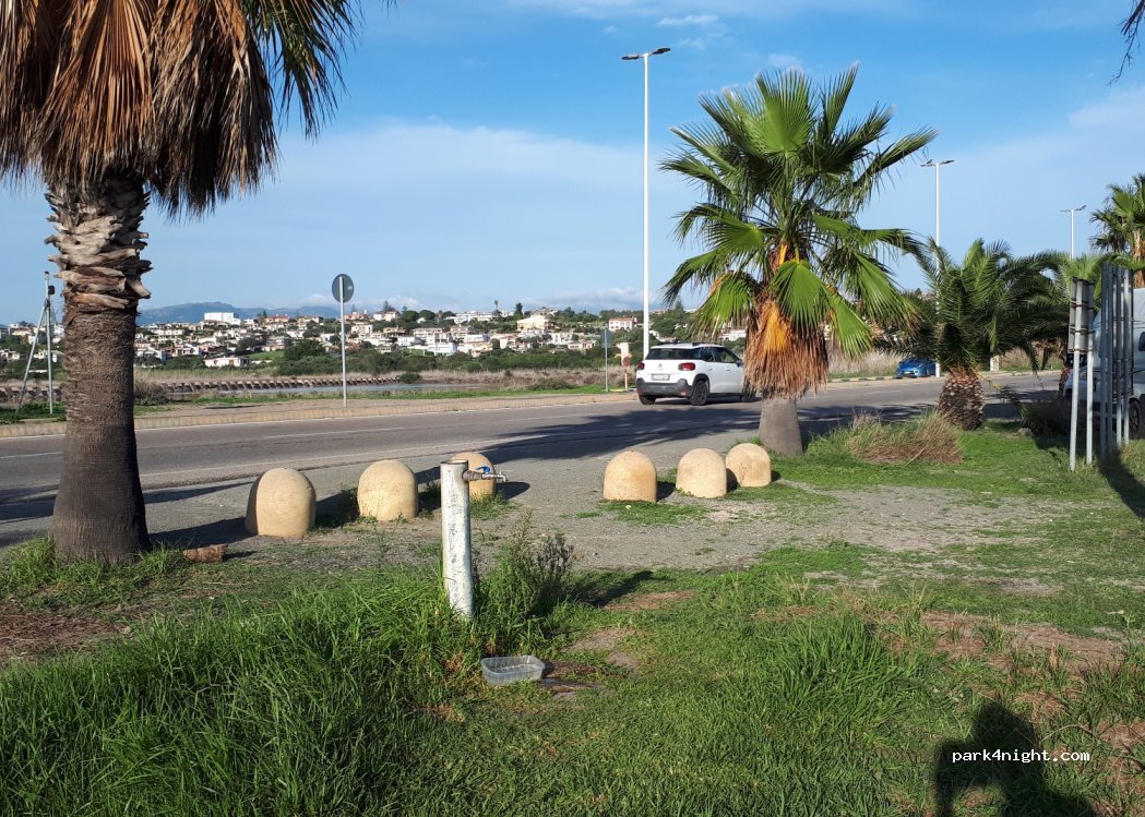 (09045) Quartu Sant'Elena - 354 Viale Lungomare del Golfo — foto