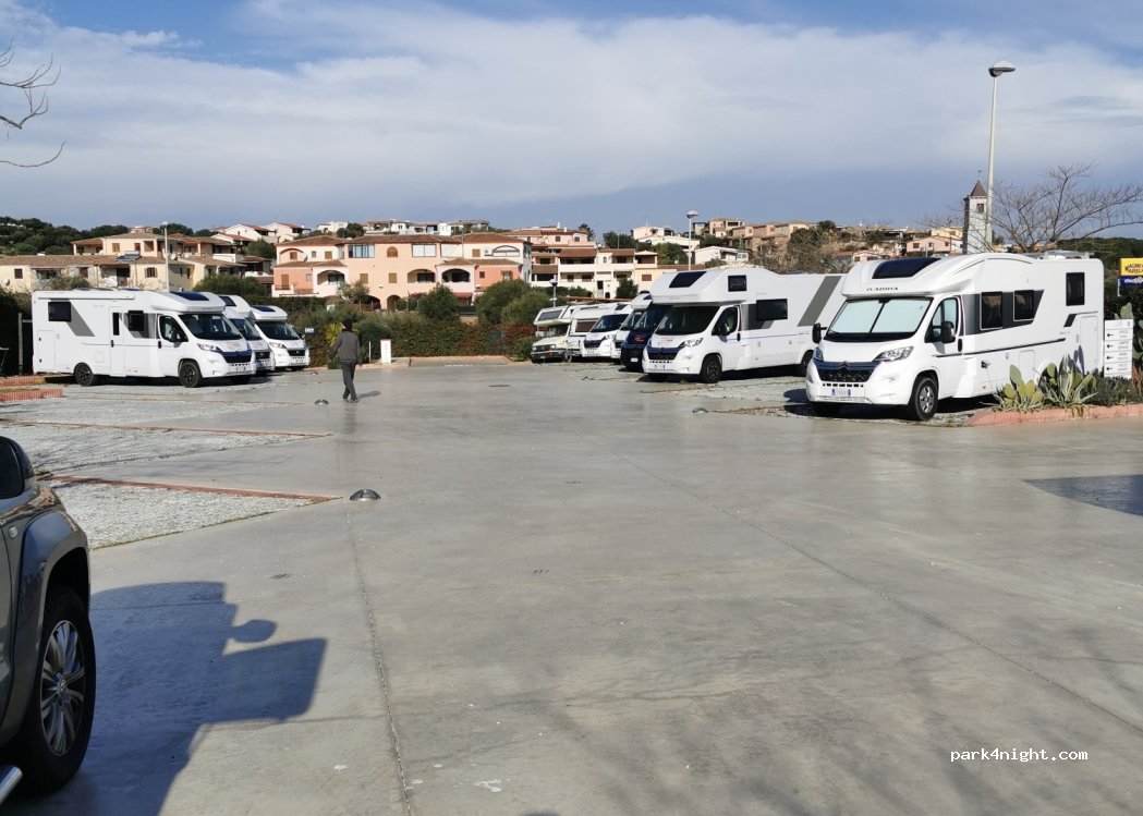 Area Sosta Porto San Paolo — foto 2