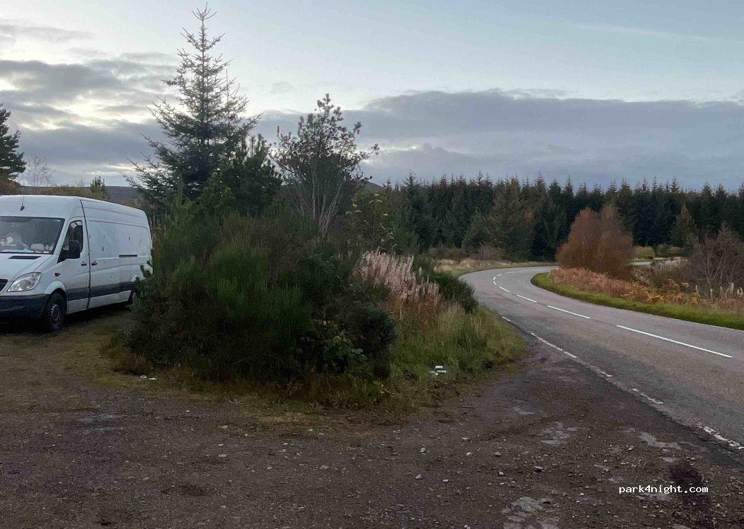 (IV19 1LH) Tain - — foto