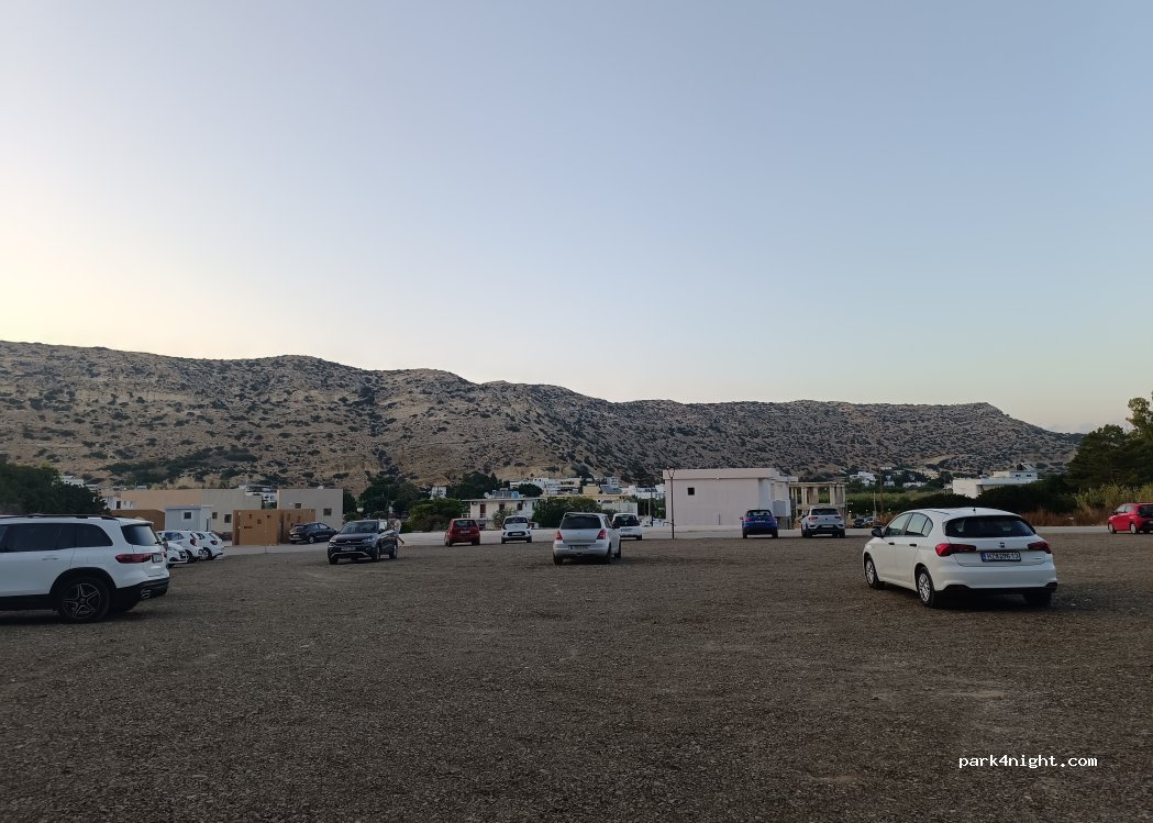 (702 00) Matala - Unnamed Road — foto