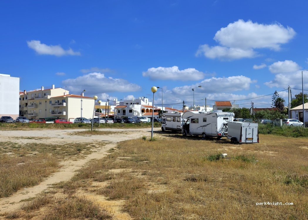(8365-204) Pêra - B Rua da Escola — foto 2