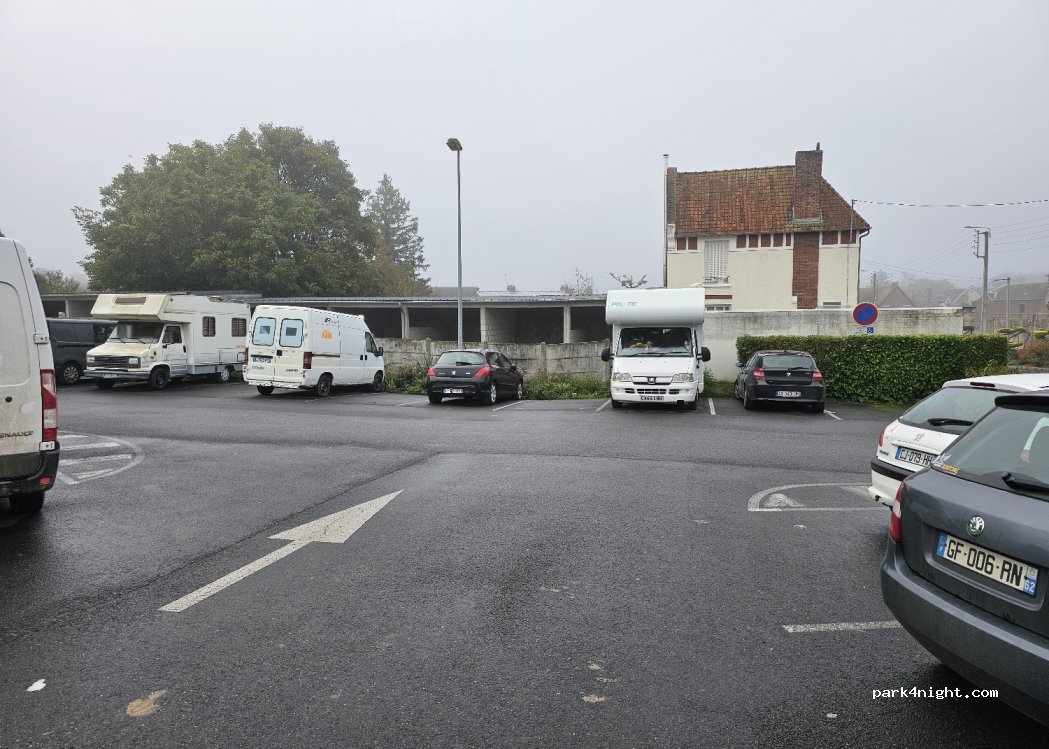 (80300) Albert - 27 Rue Chandenier — foto