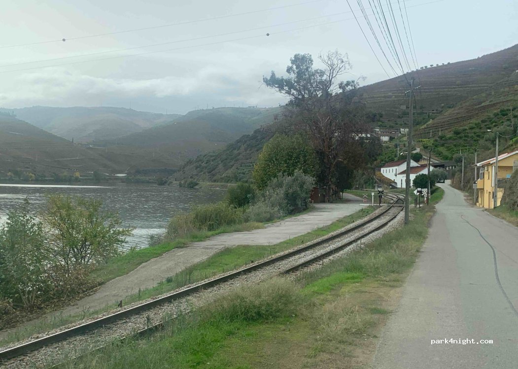(5050-012) Covelinhas - Unnamed Road — foto