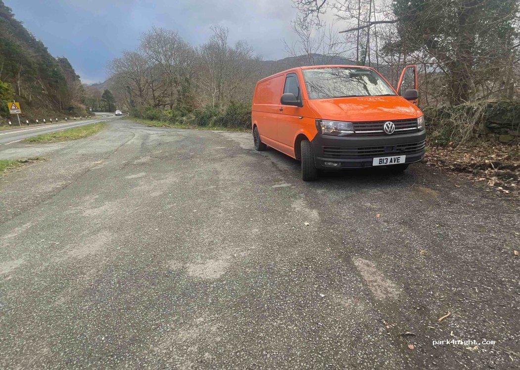 (LL40 2TT) Dolgellau - A496 — foto 2