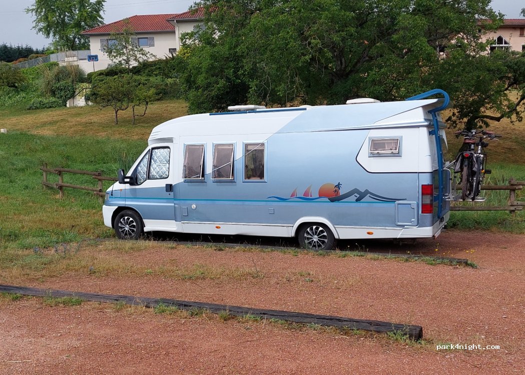 (42370) Saint-Haon-le-Châtel - Route de la Croix du Sud — foto 4