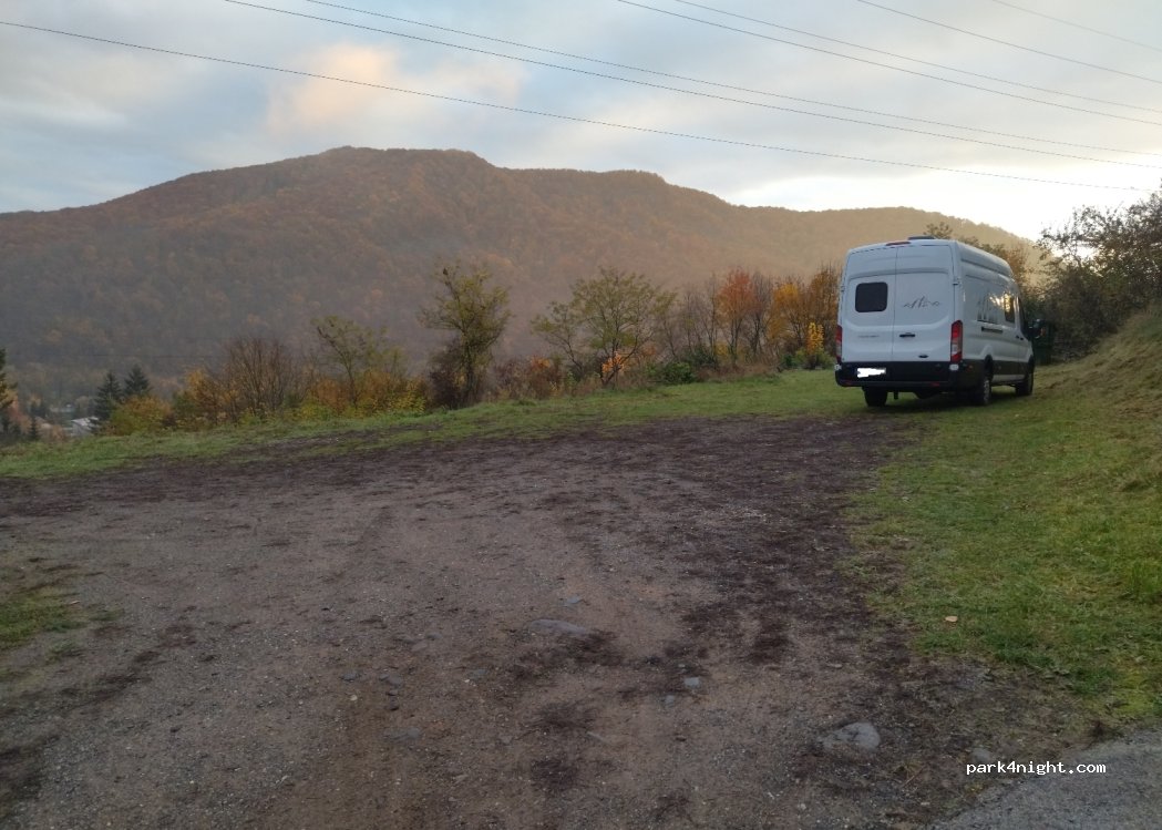 (966 11) Hronská Breznica - Unnamed Road — foto