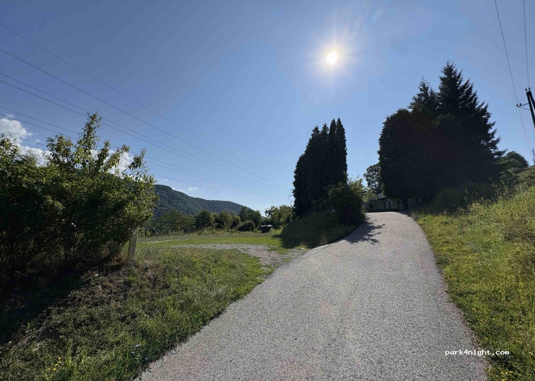 (966 11) Hronská Breznica - Unnamed Road — foto 4