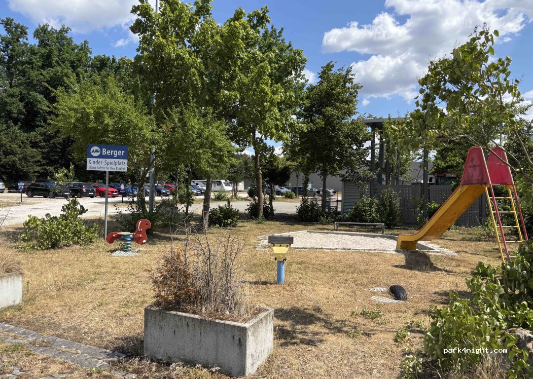 Wohnmobilstellplatz Fritz Berger Neumarkt — foto 5