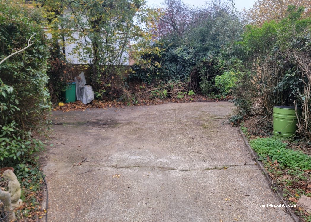 (TW1 1BX) Twickenham - 2 Cole Road — foto 4