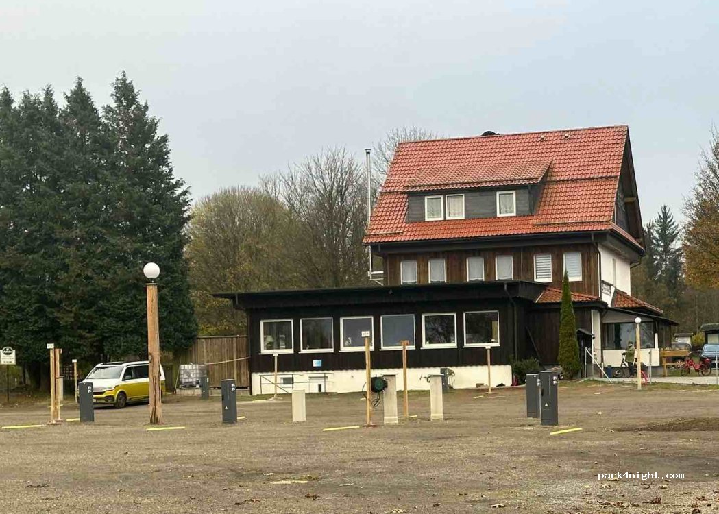 Wohnmobilstellplatz an der Schützenstraße Braunlage — foto