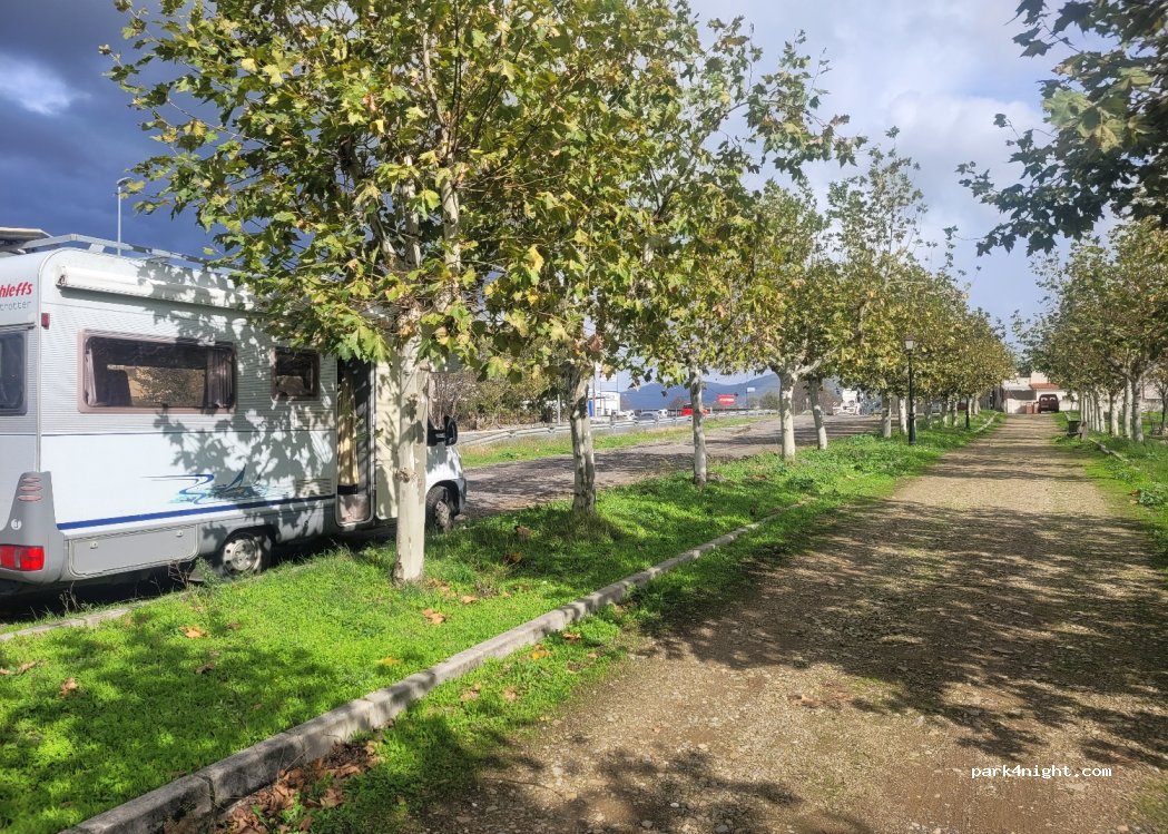 (10740) Aldeanueva del Camino - 12 N-630 — foto