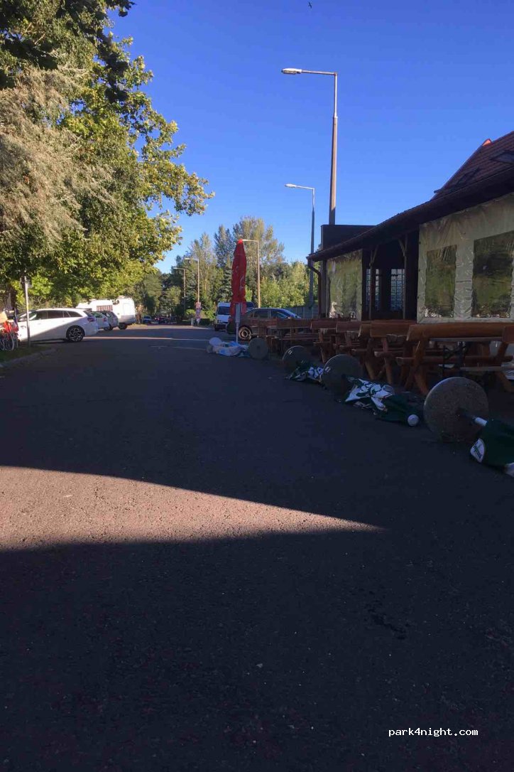 (8600) Siófok - 11 Kodály Zoltán utca — foto 2
